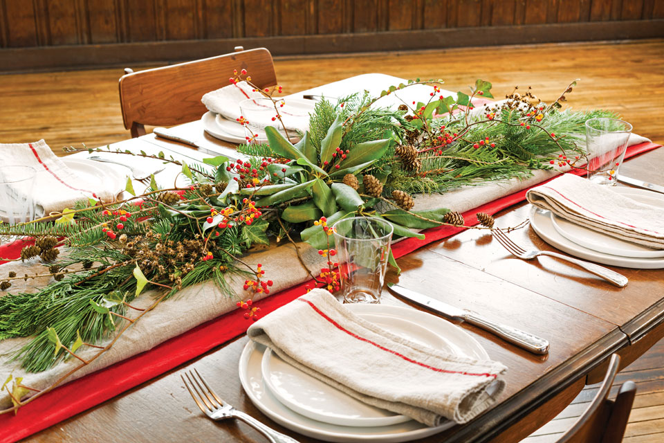 Slow-notion_Garland-Table Slow-notion_Garland-Table