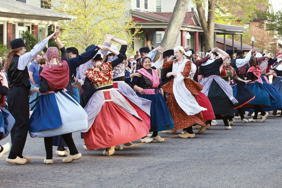 dancing-at-tulip-time-festival
