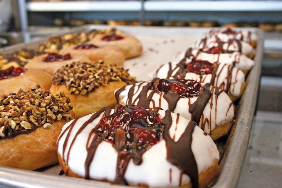 dining-page-donut-trail dining-page-donut-trail