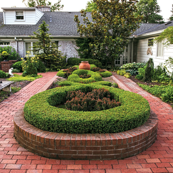 Knot garden at Beth Karp's home