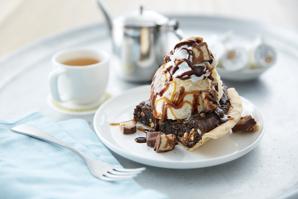 NutcrackerSnickersCookiePie Snickers Candy Bar Cookie Pie Recipe