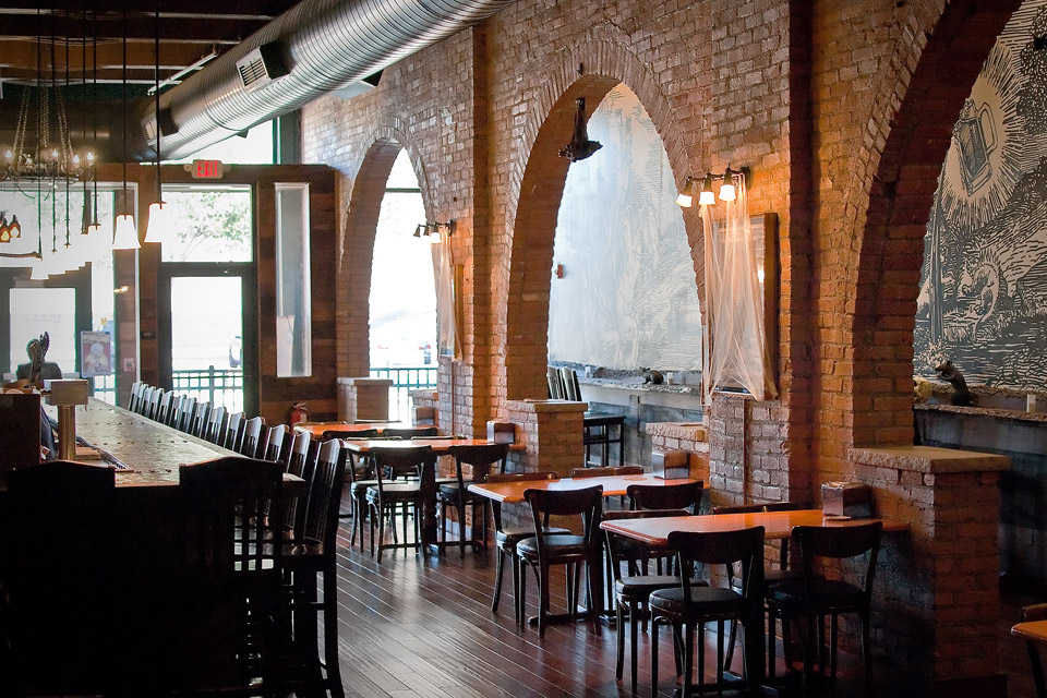 BEER-black-cloister black-cloister bar