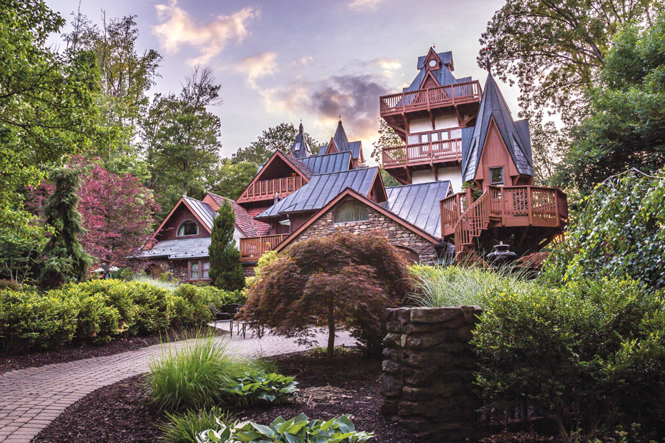 Road-Trips-Castles_Mohican_Kyle-Asperger Road-Trips-Mohican-Castle