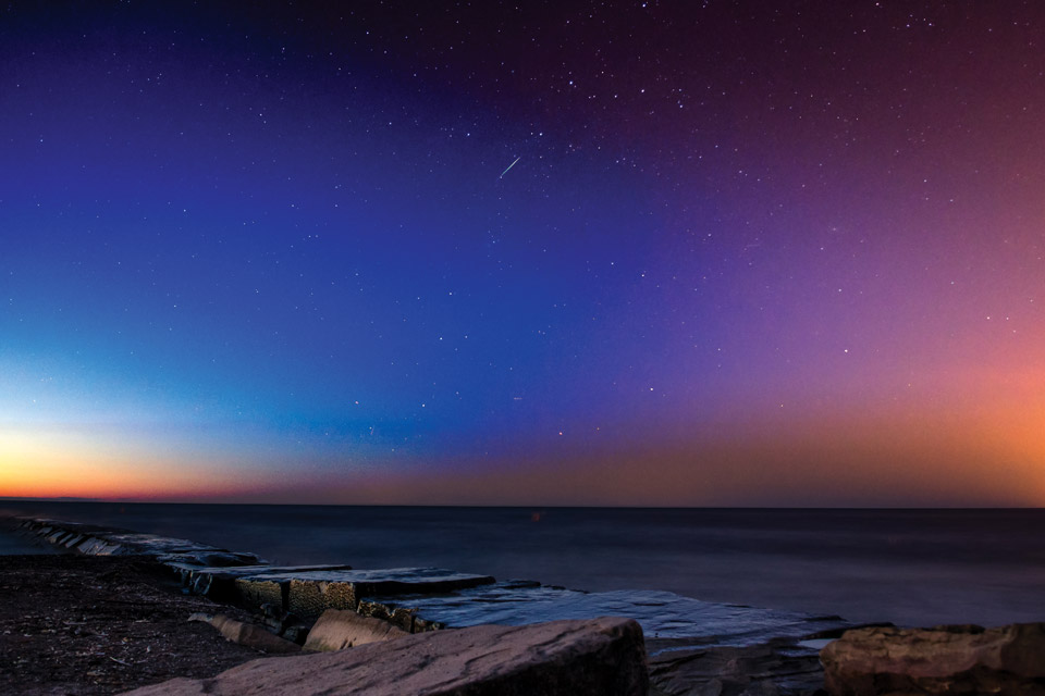 Huntington-Beach_Perseids_Shower Huntington-Beach_Perseids_Shower