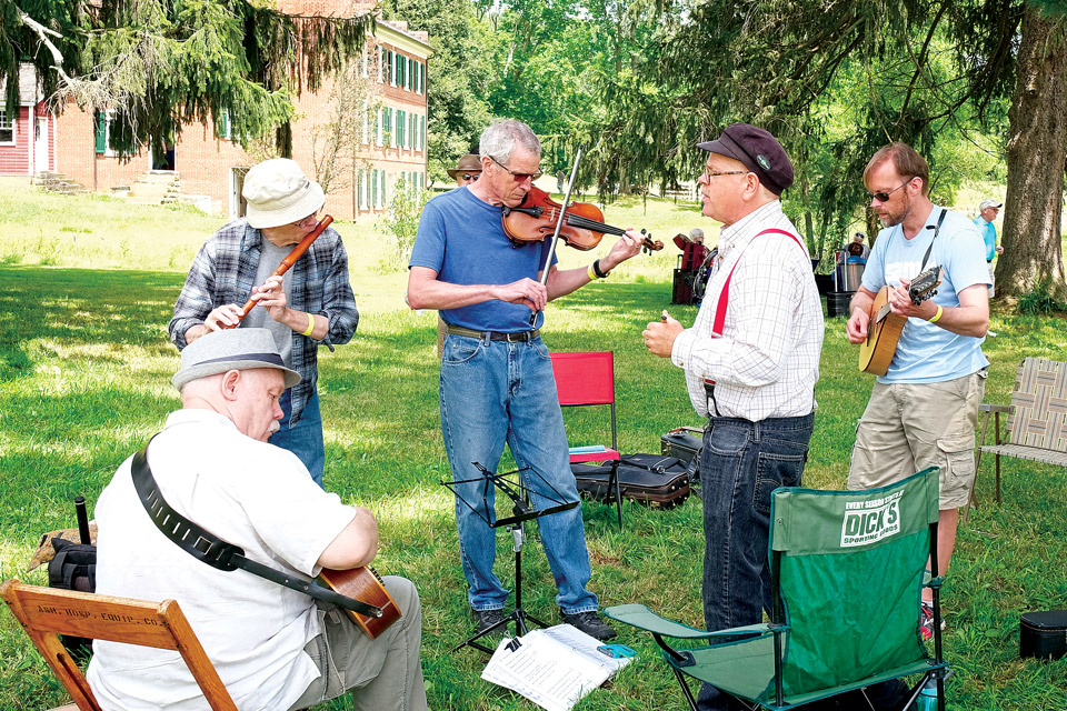 9_1-Hale-Farm-Music-in-Valley 9_1-Hale-Farm-Music-in-Valley