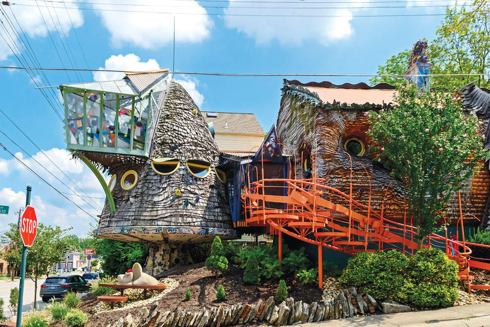 Mushroom-House Mushroom-House
