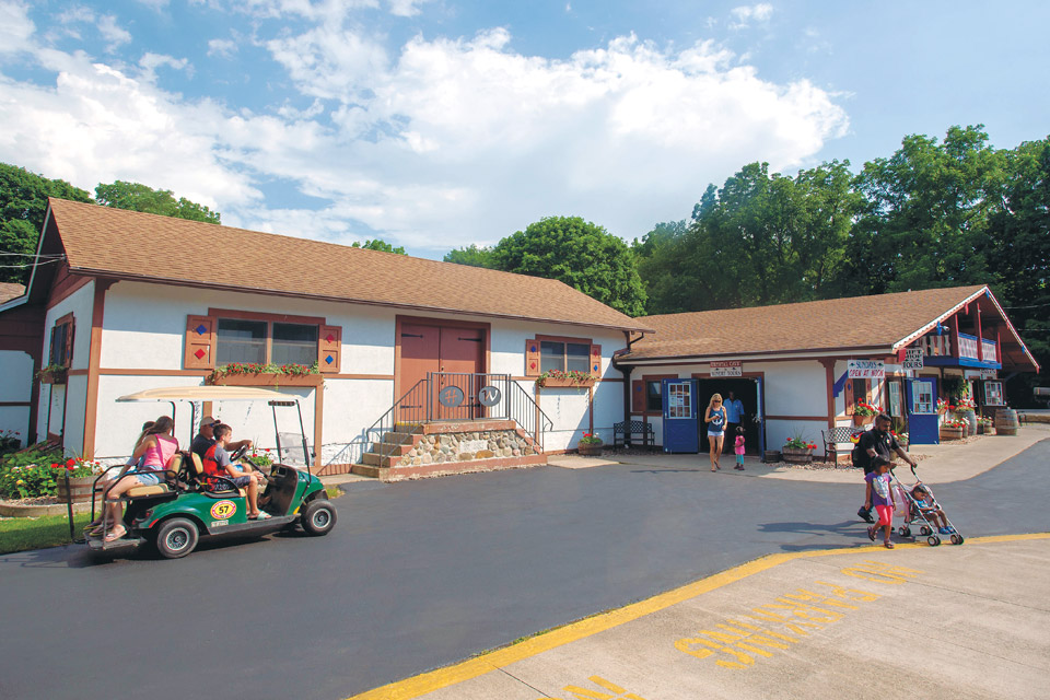 Heineman Winery exterior