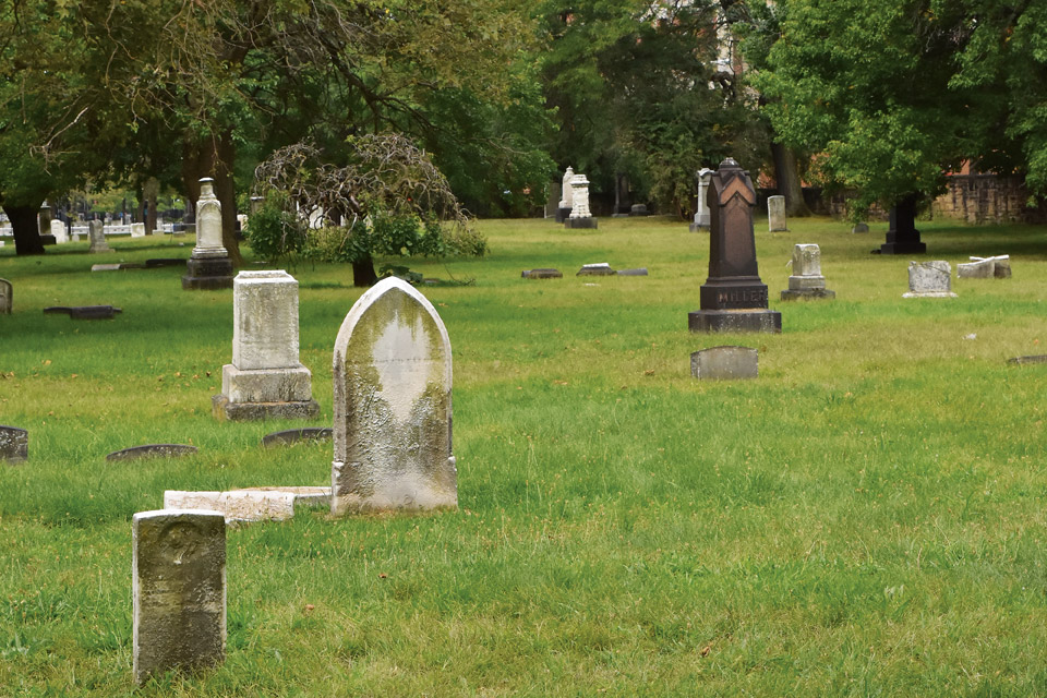 Ghost Tours Cleveland Erie Street Cemetery (foto door Rachael Jirousek)