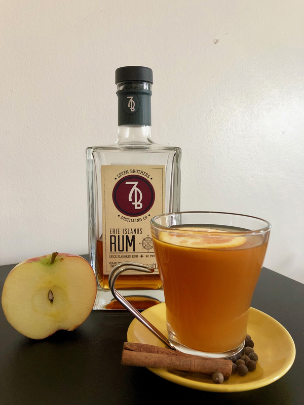 Hot Wassail (photo courtesy of Seven Brothers Distilling) 