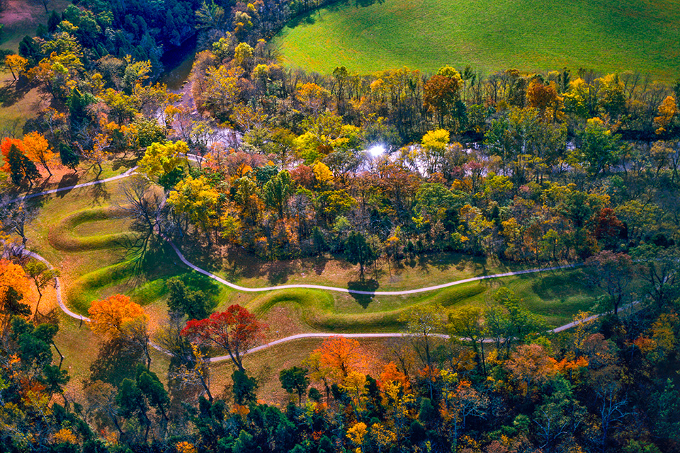 Serpent Mound (photo by Tom Till Photography)
