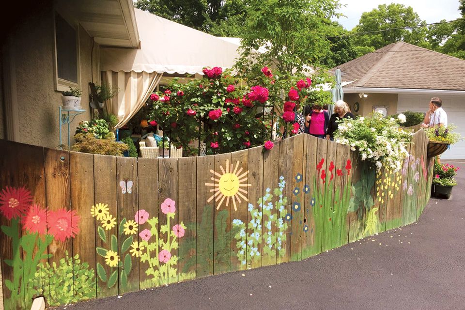 Bexley Home & Garden Tour painted fence (courtesy of Bexley Women's Club)