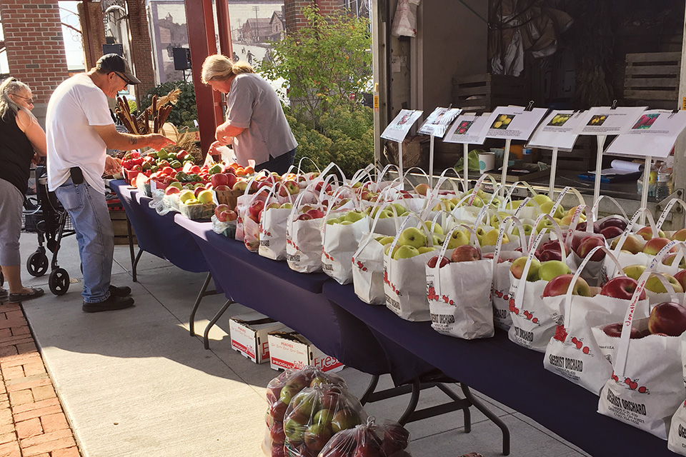 People shopping at Canal Market District in Newark (photo by Rachael Jirousek)