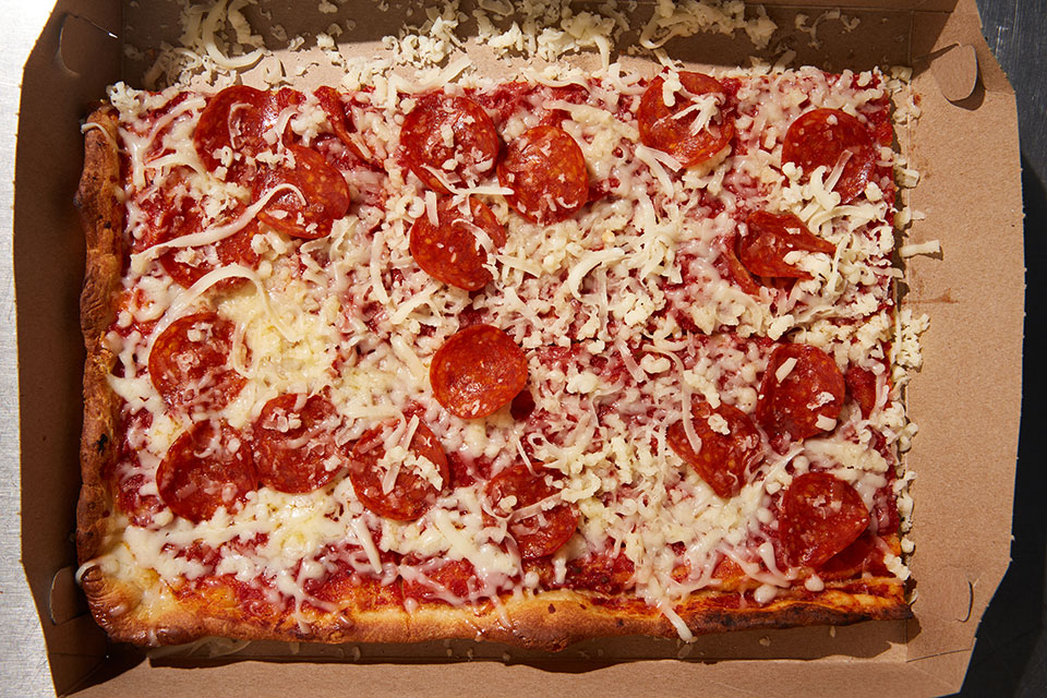Ohio Valley-style pizza from DiCarlo’s Pizza (photo by Brian Kaiser)