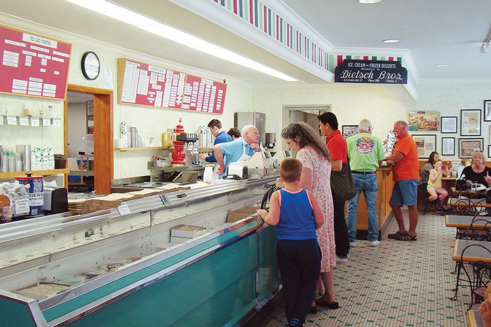 People ordering at the Dietsch Brothers counter in Findlay (photo by Rachael Jirousek)