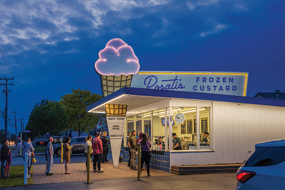 Rosati’s Frozen Custard in Northfield at dusk (photo by Laura Watilo Blake)