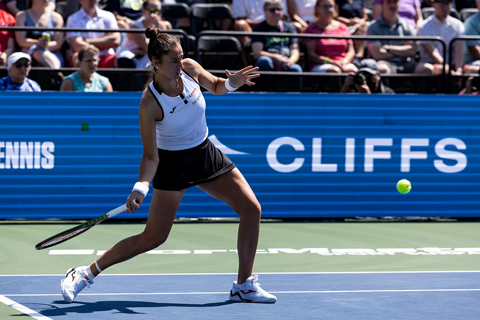 Sara Sorribes Tormo at Tennis in the Land (photo by Lauren Bacho)