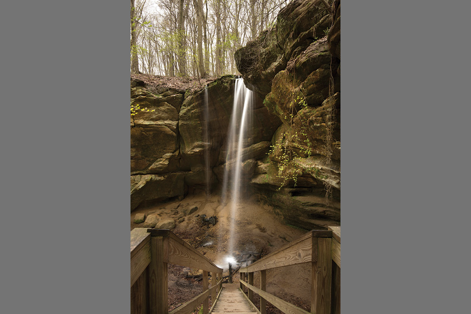 Big Lyons Falls at Mohican State Park in Perrysville, Ohio (photo by Rick Barge)